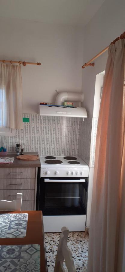 To Spiti Stin Aliki Apartment Artemida  Bagian luar foto